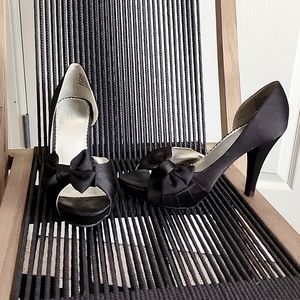 Formal Silk Black Heels with Bow
